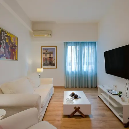 Nice 1Bd Apartment Close To Metro Station Ampelokipoi Athens Exterior photo