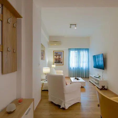 Nice 1Bd Apartment Close To Metro Station Ampelokipoi Athens Exterior photo