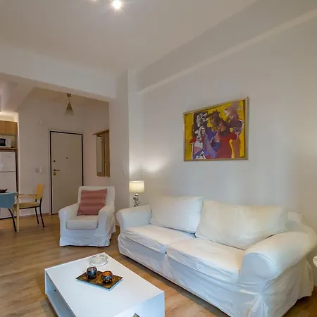 Nice 1Bd Apartment Close To Metro Station Ampelokipoi Athens Exterior photo