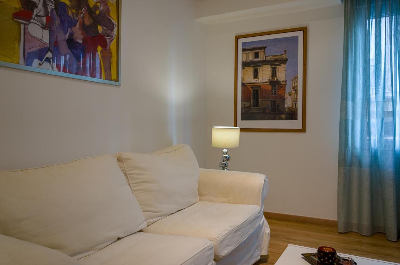 1bd Close To Metro Station Ampelokipoi Apartment *