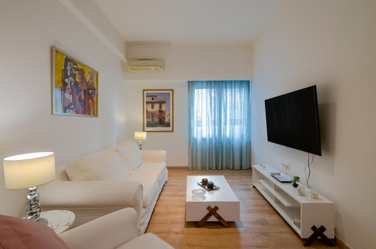 1bd Close To Metro Station Ampelokipoi Apartment *