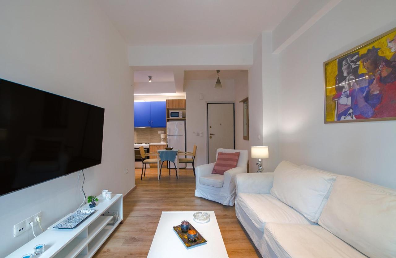 1bd Close To Metro Station Ampelokipoi Athens