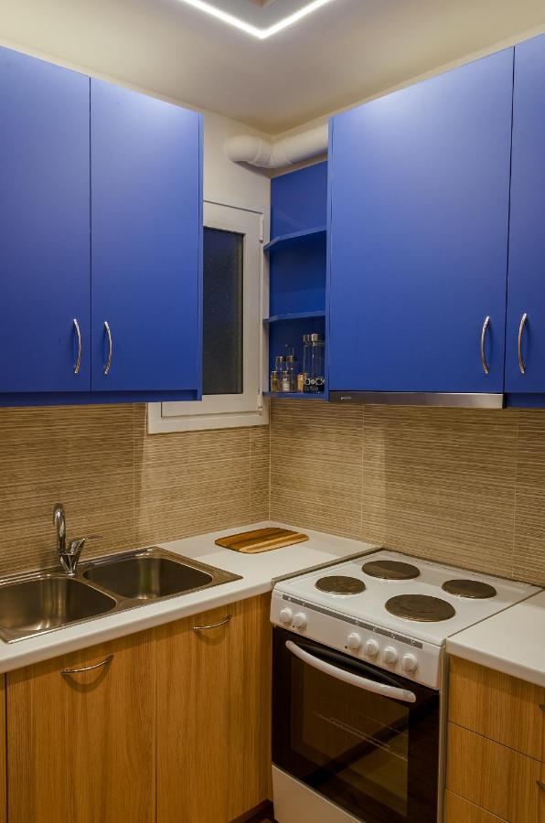 1bd Close To Metro Station Ampelokipoi Apartment Athens